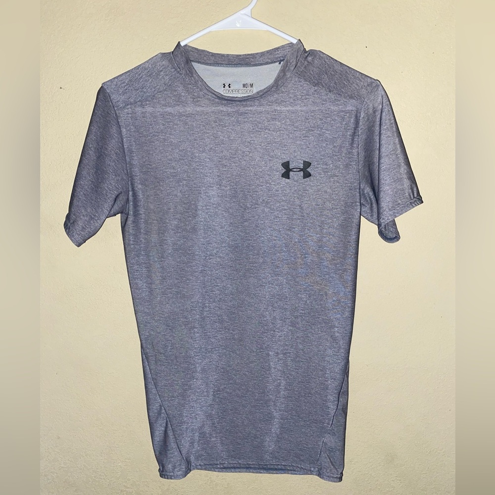 Under Armour Men's Heather Gray Tee